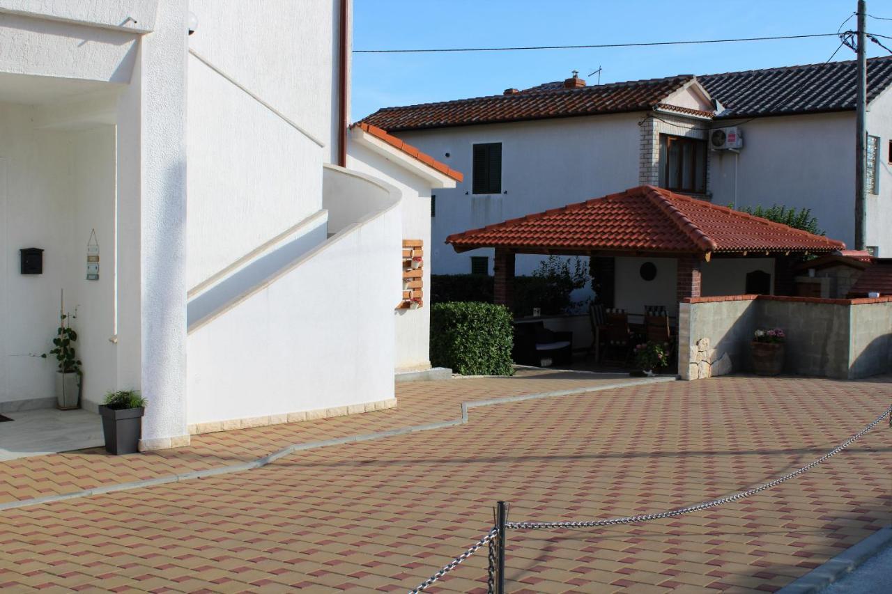 Apartmani B&S Barbat na Rabu المظهر الخارجي الصورة