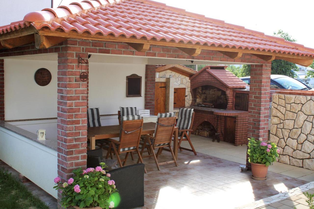 Apartmani B&S Barbat na Rabu المظهر الخارجي الصورة