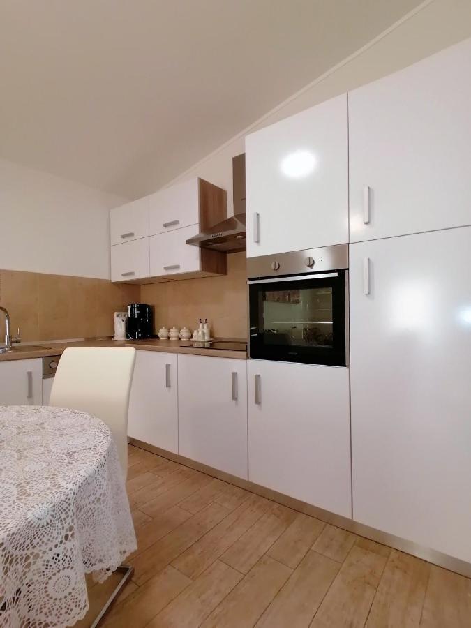 Apartmani B&S Barbat na Rabu المظهر الخارجي الصورة