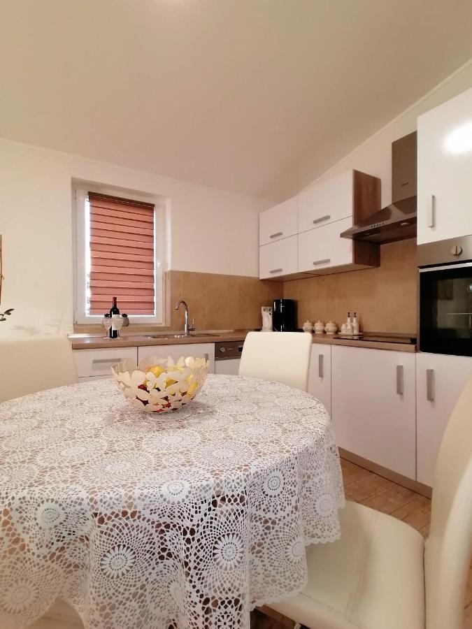 Apartmani B&S Barbat na Rabu المظهر الخارجي الصورة